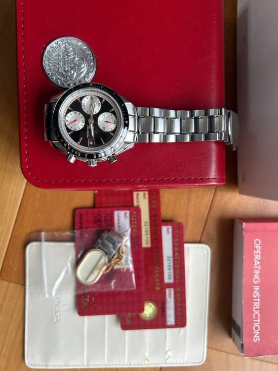 オメガ スピードマスター 3210510（高級時計）の商品画像 - 査定依頼日：2025年6月14日 - 最高査定価格：330,000円
