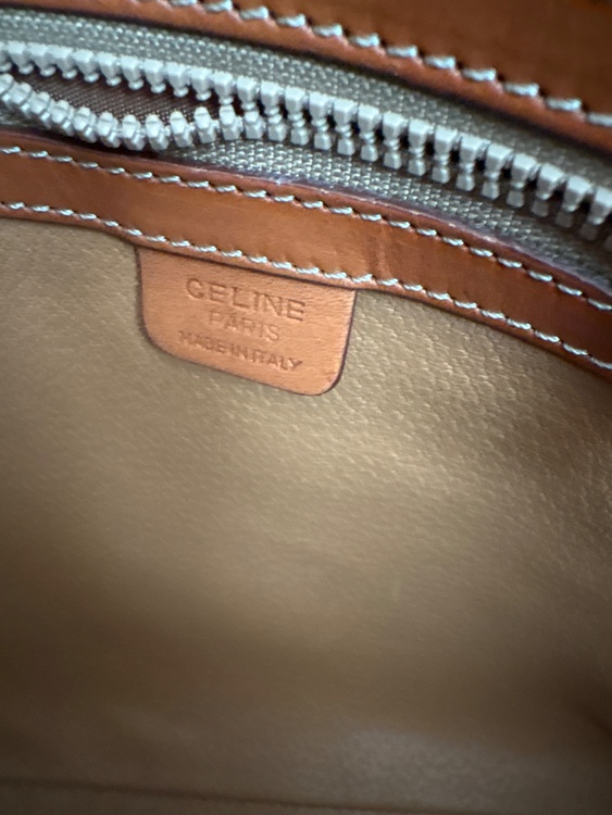 セリーヌ  （ブランドバッグ）の商品画像 - 査定依頼日：2026年2月23日 - 最高査定価格：20,000円