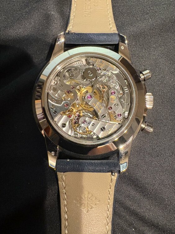 パテックフィリップ その他 5172G-001（高級時計）の商品画像 - 査定依頼日：2026年1月5日 - 最高査定価格：7,500,000円