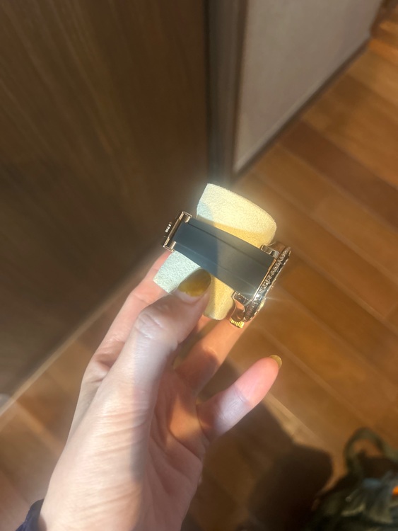 ロレックス ヨットマスター 12665（高級時計）の商品画像 - 査定依頼日：2025年12月3日 - 最高査定価格：5,000,000円