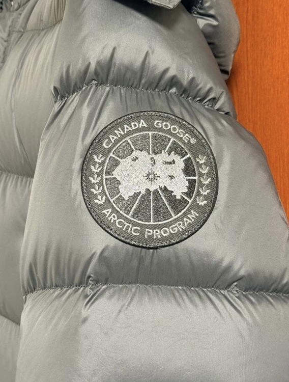 CANADA GOOSE カナダグース ロングダウン ダウンコート（古着・ファッション）の商品画像 - 査定依頼日：2026年8月28日 - 最高査定価格：42,000円