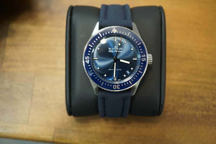 フィフティファゾムス　バチフカーフ（高級時計）の商品画像 - 査定依頼日：2025年1月29日 - 最高査定価格：860,000円