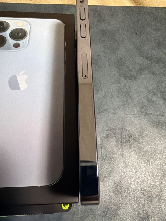 iPhone 13 Pro 128GB docomo（スマホ）の商品画像 - 査定依頼日：2026年4月12日 - 最高査定価格：46,000円