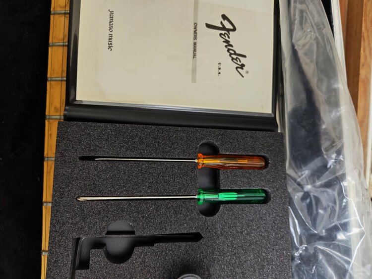 フェンダーUSA ストラトキャスターn982852（ピアノ・楽器・PA機材）の商品画像 - 査定依頼日：2026年9月7日 - 最高査定価格：85,000円