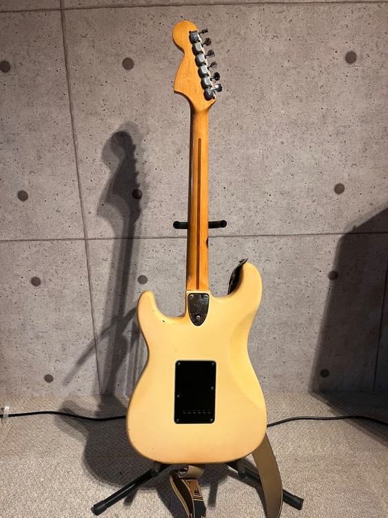 フェンダーストラットキャスター　USA製　（ピアノ・楽器・PA機材）の商品画像 - 査定依頼日：2026年4月24日 - 最高査定価格：200,000円