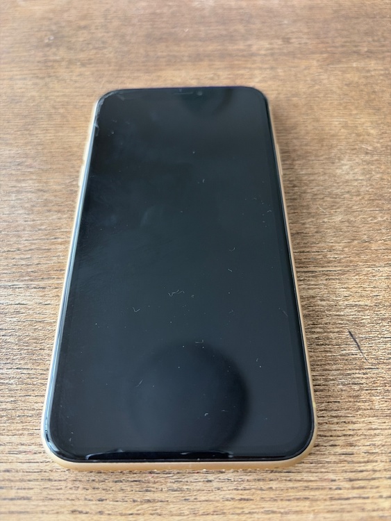 iPhone iPhoneXR 128GB SIMフリー（スマホ）の商品画像 - 査定依頼日：2026年8月10日 - 最高査定価格：9,000円