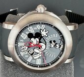 ジェラルドジェンタ　レトログレードディズニー限定（高級時計）の商品画像 - 査定依頼日：2025年12月7日 - 最高査定価格：2,800,000円