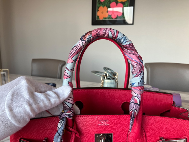 エルメス バーキン （ブランドバッグ）の商品画像 - 査定依頼日：2025年8月19日 - 最高査定価格：1,200,000円