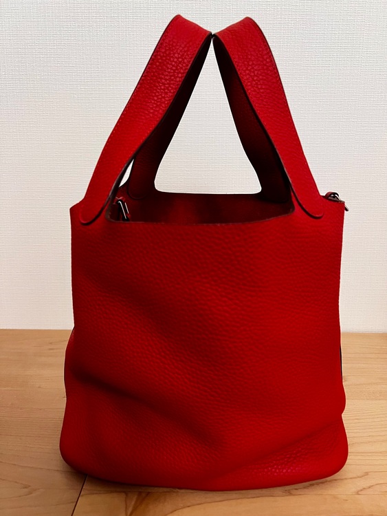 ピコタン22（ブランドバッグ）の商品画像 - 査定依頼日：2025年11月11日 - 最高査定価格：400,000円