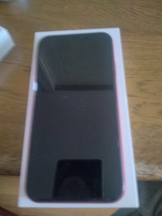 iPhone 13 128GB Softbank（スマホ）の商品画像 - 査定依頼日：2026年4月7日 - 最高査定価格：410,000円