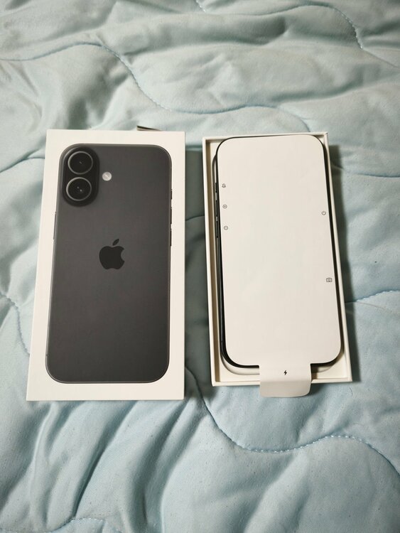 iPhone iPhone 17 256GB Softbank（スマホ）の商品画像 - 査定依頼日：2026年7月3日 - 最高査定価格：113,000円