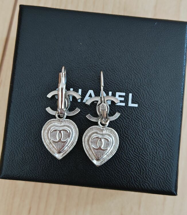 シャネル　ピアス（ブランド財布・小物）の商品画像 - 査定依頼日：2025年8月28日 - 最高査定価格：40,000円