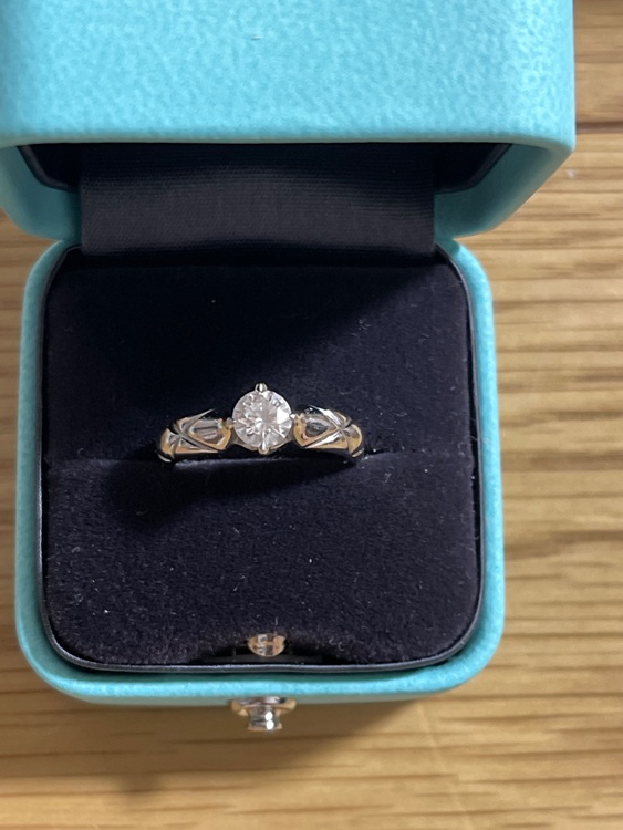 シャネル マトラッセ ダイヤモンド 0.50ct D-VVS2 リング pt95（宝石）の商品画像 - 査定依頼日：2025年10月19日 - 最高査定価格：100,000円