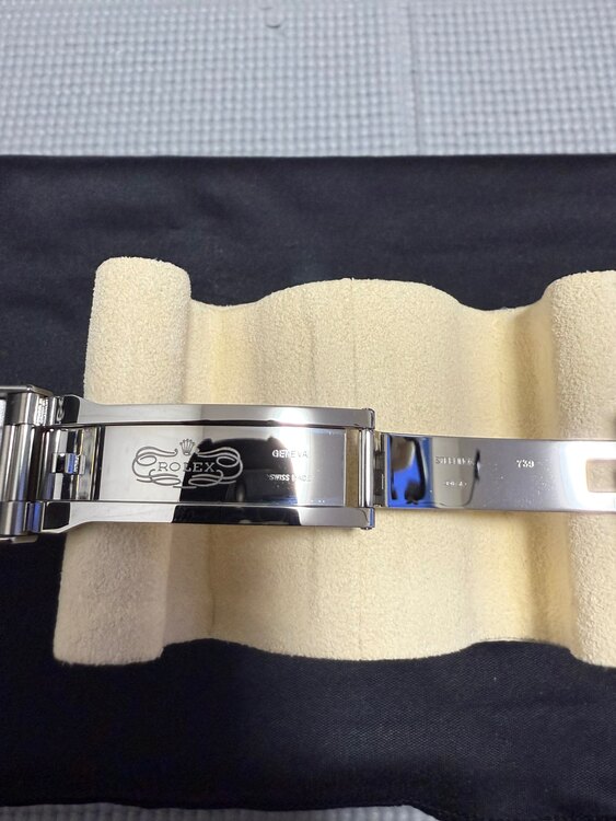 ロレックス シードゥエラー ノークラウン（高級時計）の商品画像 - 査定依頼日：2025年5月4日 - 最高査定価格：1,700,000円