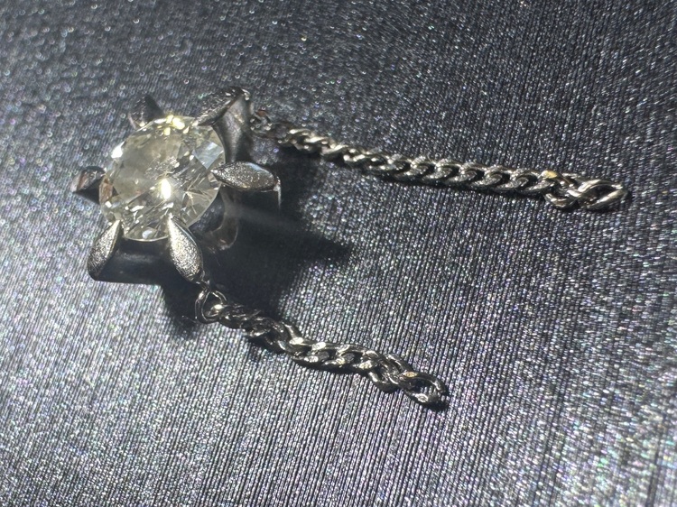 ダイヤモンド（金・貴金属）の商品画像 - 査定依頼日：2025年7月22日 - 最高査定価格：150,000円