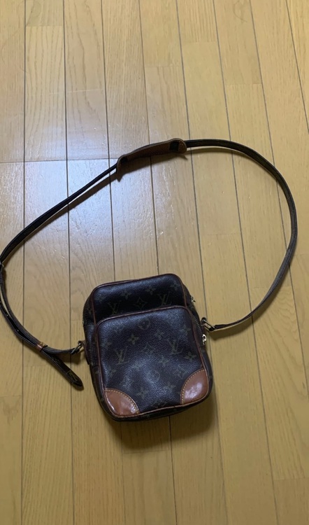 アマゾンモノグラム（ブランドバッグ）の商品画像 - 査定依頼日：2025年9月23日 - 最高査定価格：30,000円