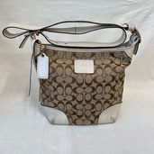 その他 コーチ （ブランドバッグ）の商品画像 - 査定依頼日：2026年3月8日 - 最高査定価格：1,500円