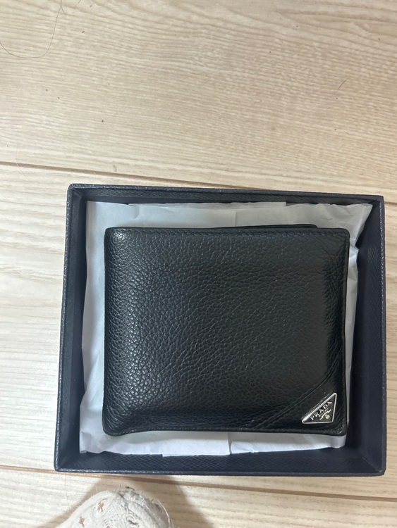 プラダ  （ブランドバッグ）の商品画像 - 査定依頼日：2025年11月8日 - 最高査定価格：20,000円