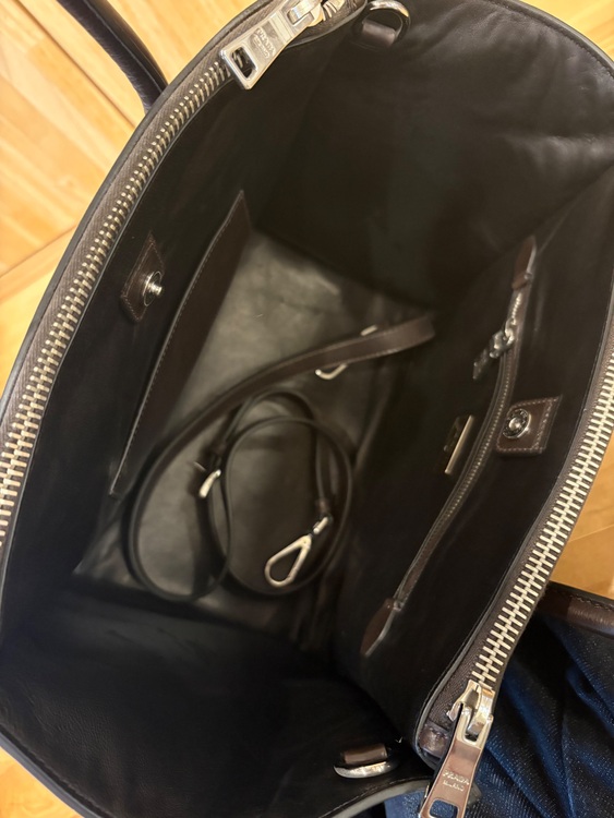 GLACECALF（ブランドバッグ）の商品画像 - 査定依頼日：2025年10月26日 - 最高査定価格：60,000円