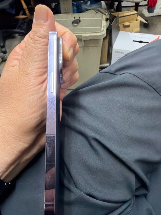 iPhone iPhone 14 Pro Max 512GB SIMフリー（スマホ）の商品画像 - 査定依頼日：2026年9月21日 - 最高査定価格：88,000円