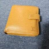 ルイヴィトン エピ （ブランドバッグ）の商品画像 - 査定依頼日：2026年3月25日 - 最高査定価格：5,000円