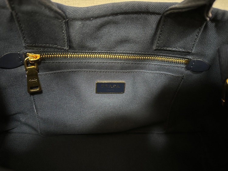 2DKJ PAGL I A+CANAPA（ブランドバッグ）の商品画像 - 査定依頼日：2025年12月2日 - 最高査定価格：90,000円