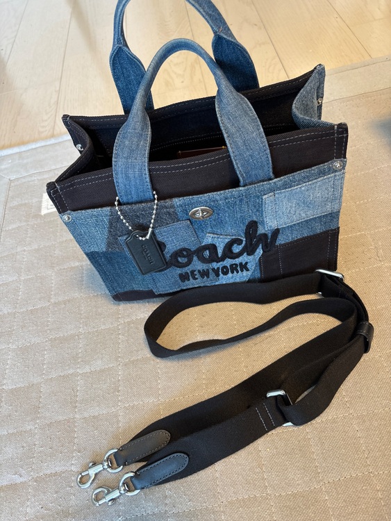 その他 コーチ （ブランドバッグ）の商品画像 - 査定依頼日：2025年10月23日 - 最高査定価格：5,000円