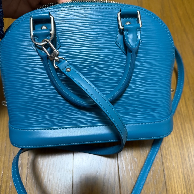 アルマbb（ブランドバッグ）の商品画像 - 査定依頼日：2026年3月6日 - 最高査定価格：120,000円