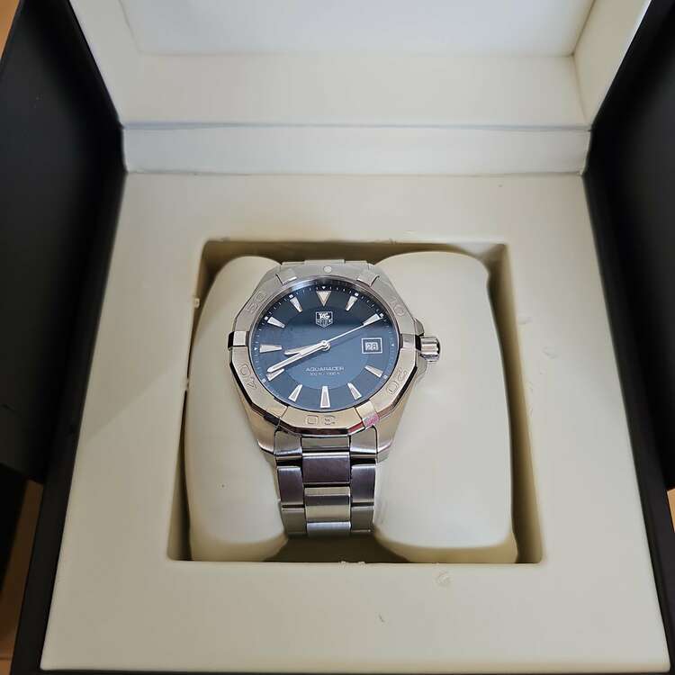 タグホイヤー アクアレーサー （高級時計）の商品画像 - 査定依頼日：2025年5月1日 - 最高査定価格：110,000円