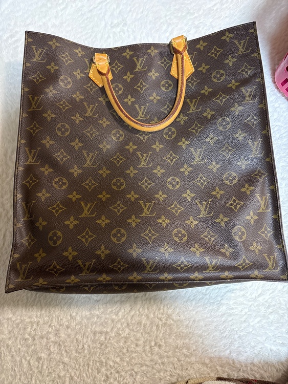 不明（ブランドバッグ）の商品画像 - 査定依頼日：2026年1月26日 - 最高査定価格：16,000円