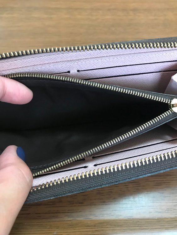 ポルトフォイユクレマンス（ブランドバッグ）の商品画像 - 査定依頼日：2022年8月31日 - 最高査定価格：30,000円