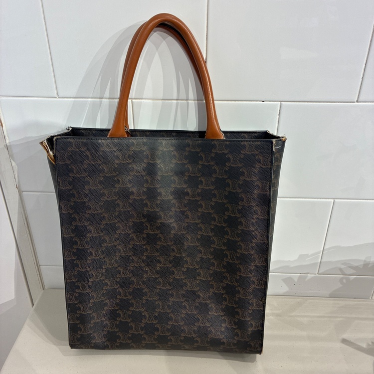 トリオンフ（ブランドバッグ）の商品画像 - 査定依頼日：2025年12月6日 - 最高査定価格：55,000円