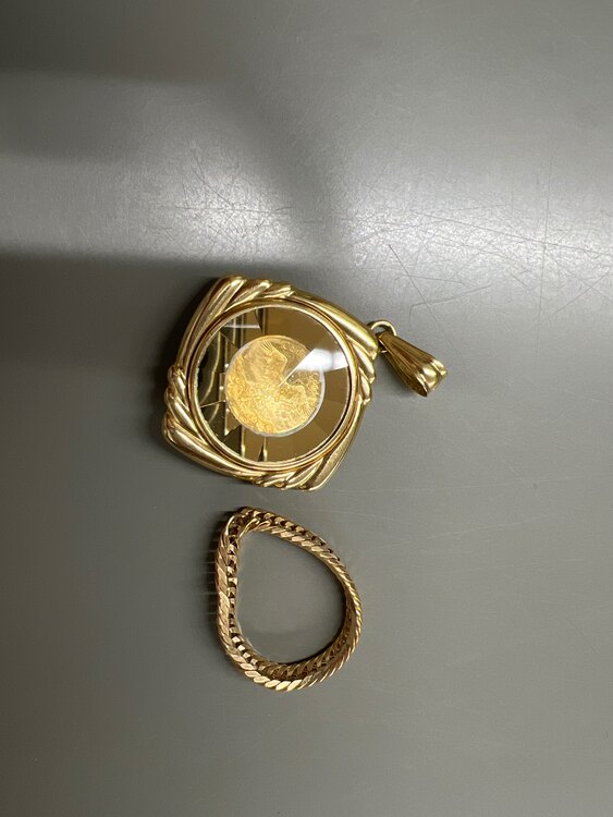 18金喜平指輪 18金ネックレストップ（金・貴金属）の商品画像 - 査定依頼日：2023年12月5日 - 最高査定価格：40,000円