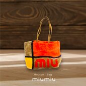 ミュウミュウ  （ブランドバッグ）の商品画像 - 査定依頼日：2025年3月21日 - 最高査定価格：25,000円