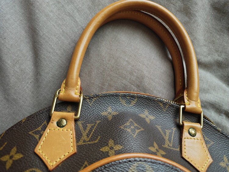 ルイ・ヴィトンモノグラムエリプス PM（ブランドバッグ）の商品画像 - 査定依頼日：2026年4月20日 - 最高査定価格：100,000円