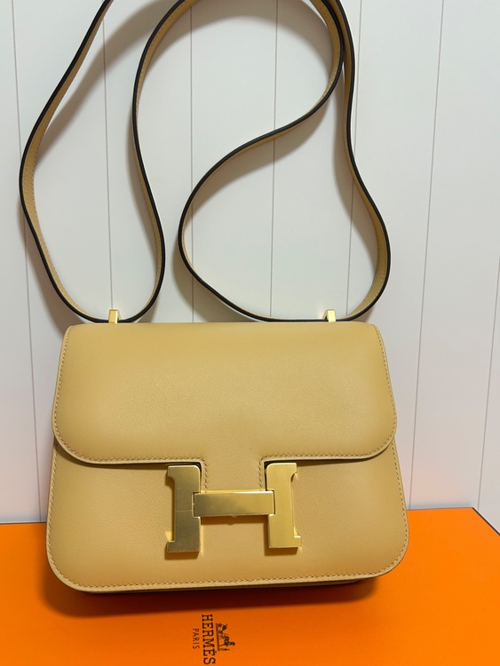 コンスタンスミニ（ブランドバッグ）の商品画像 - 査定依頼日：2025年8月31日 - 最高査定価格：1,600,000円