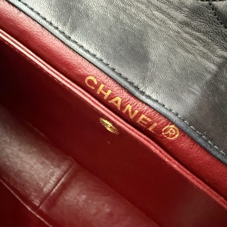 CHANEL ヴィンテージ（ブランドバッグ）の商品画像 - 査定依頼日：2025年11月25日 - 最高査定価格：170,000円