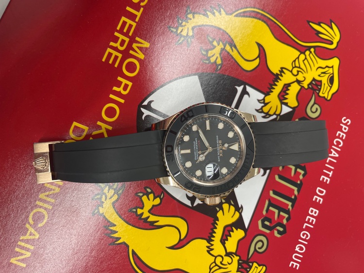 ヨットマスター（高級時計）の商品画像 - 査定依頼日：2025年8月25日 - 最高査定価格：3,700,000円