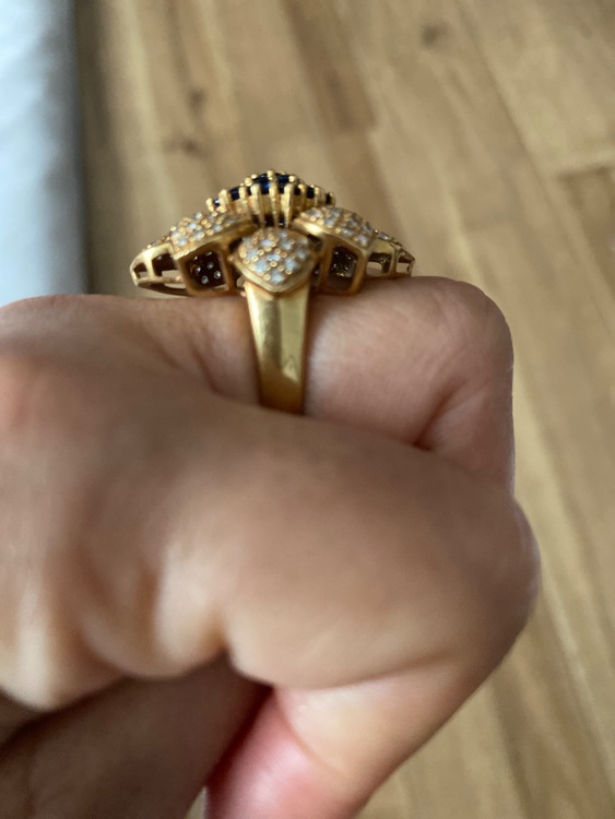 １８金パビェダイアモンド有り指輪（金・貴金属）の商品画像 - 査定依頼日：2025年8月17日 - 最高査定価格：350,000円