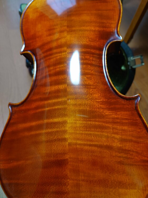 美品540SUZUKIバイオリン1975製名古屋4/4（ピアノ・楽器・PA機材）の商品画像 - 査定依頼日：2025年12月17日 - 最高査定価格：25,000円