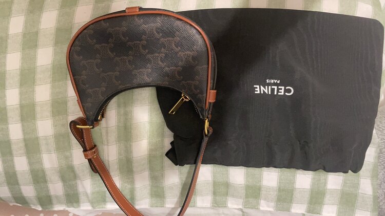 celine バッグ　Ava mini（古着・ファッション）の商品画像 - 査定依頼日：2025年6月2日 - 最高査定価格：120,000円