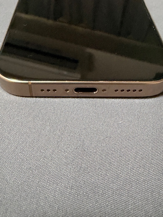 iPhone iPhone 16 Pro 128GB SIMフリー（スマホ）の商品画像 - 査定依頼日：2026年9月19日 - 最高査定価格：107,500円
