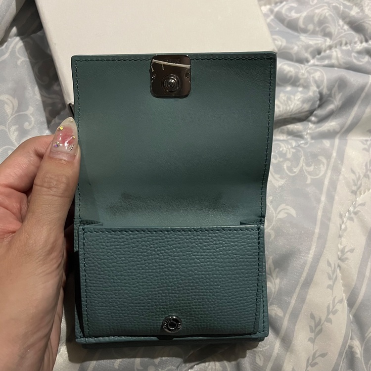 アナグラムトライフォールドウォレット（ブランド財布・小物）の商品画像 - 査定依頼日：2025年9月18日 - 最高査定価格：24,000円