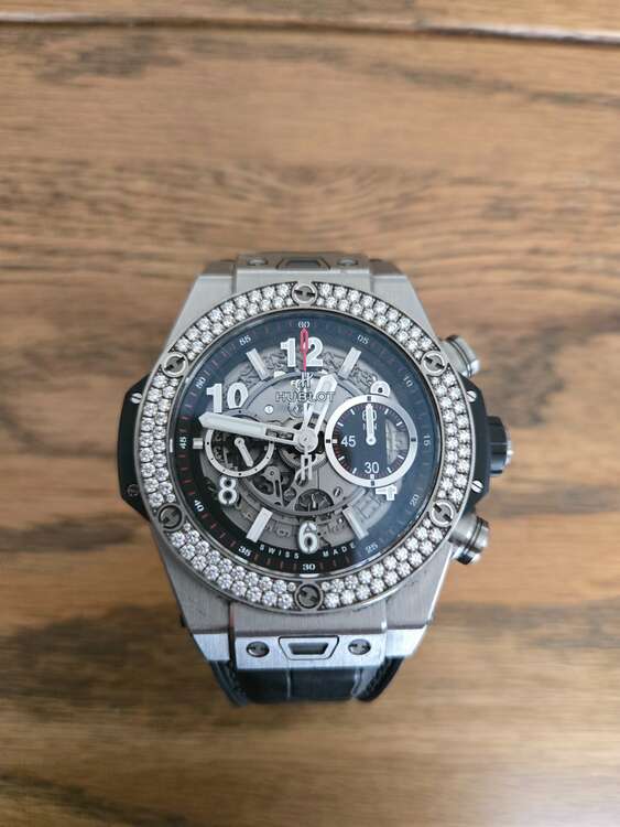 ウブロ ビックバン （高級時計）の商品画像 - 査定依頼日：2025年5月16日 - 最高査定価格：1,600,000円