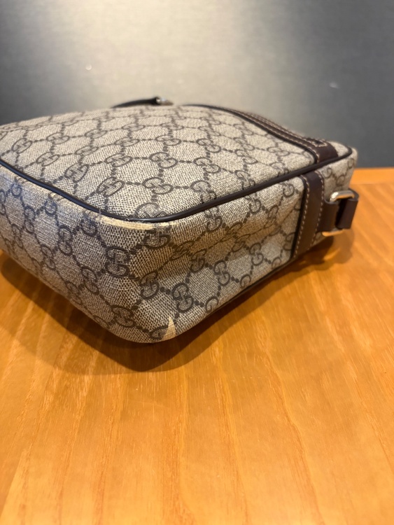 GUCCI GGスプリーム ショルダーバッグ 内側キャンバス（ブランドバッグ）の商品画像 - 査定依頼日：2026年7月22日 - 最高査定価格：30,000円