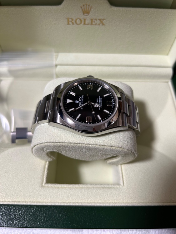 ロレックス エクスプローラー （高級時計）の商品画像 - 査定依頼日：2025年8月5日 - 最高査定価格：970,000円