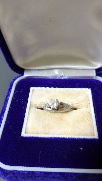 ダイヤリング（金・貴金属）の商品画像 - 査定依頼日：2025年12月19日 - 最高査定価格：200,000円