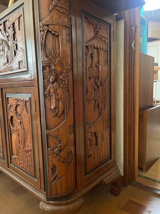 キャビネット（美術品・骨董品）の商品画像 - 査定依頼日：2026年3月15日 - 最高査定価格：5,500円