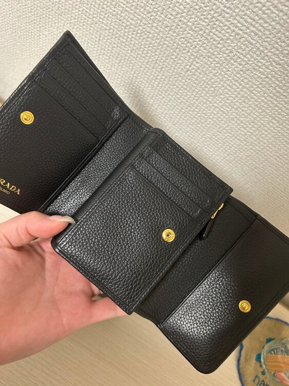 プラダ  （ブランドバッグ）の商品画像 - 査定依頼日：2025年3月30日 - 最高査定価格：40,000円