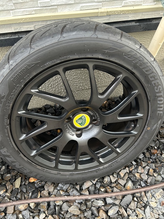 タイヤホイール　ロータスエリーゼ（カー用品）の商品画像 - 査定依頼日：2026年2月19日 - 最高査定価格：12,000円